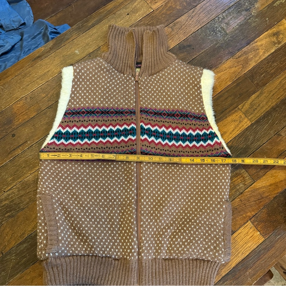 VTG Plush Fair Isle Sweater Vest - Picture 10 of 11